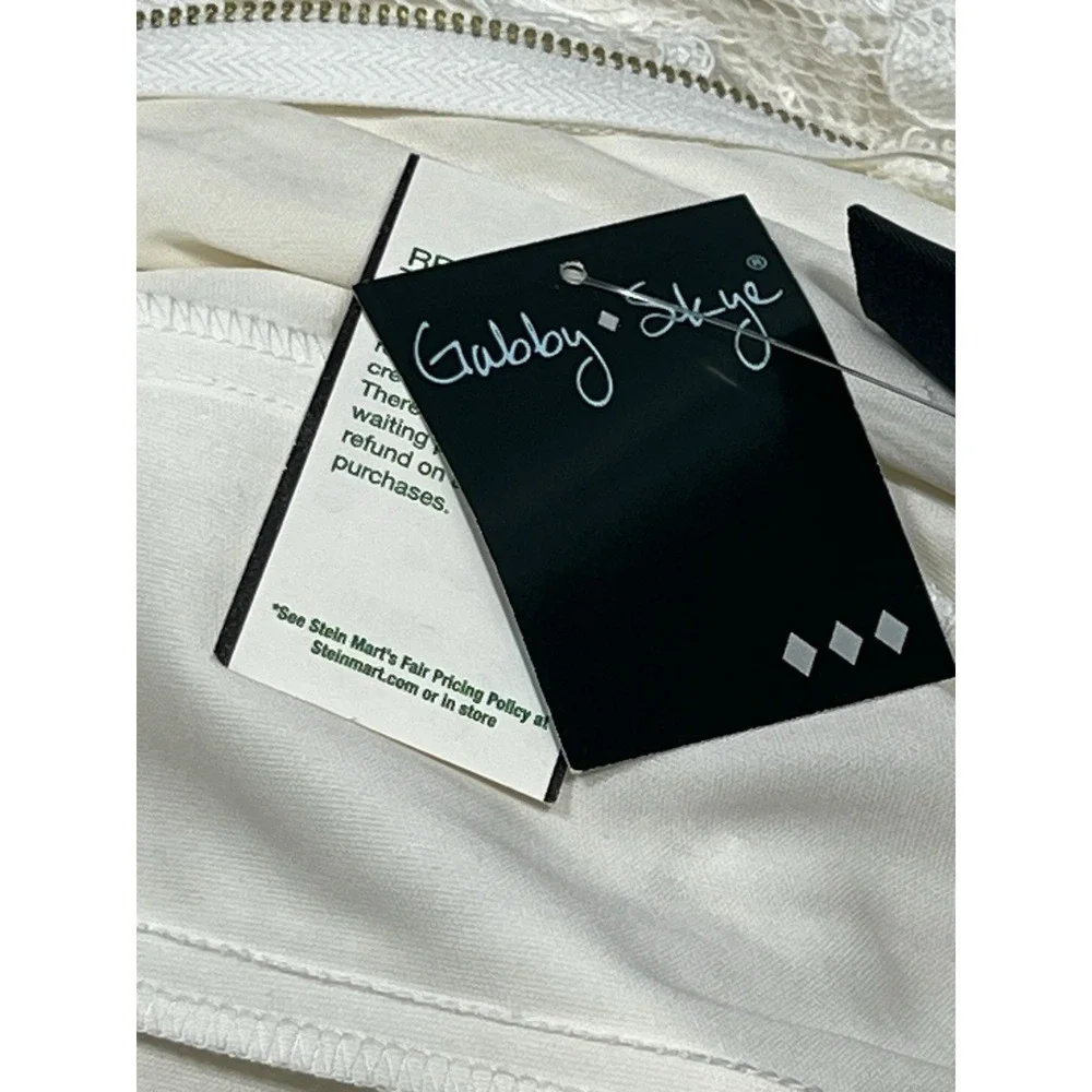 Gabby Skye White Lace Teen Dress‎ Size 16